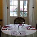 Hôtel Central Hotel 3*