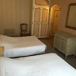 Hôtel Central 3*