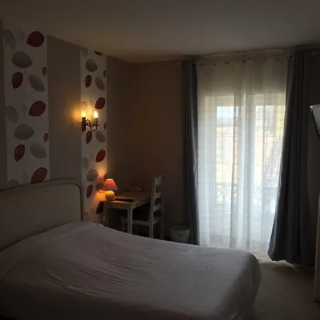 Hotel Central Chaunay