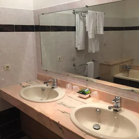 Hotel Hotel Central Chaunay