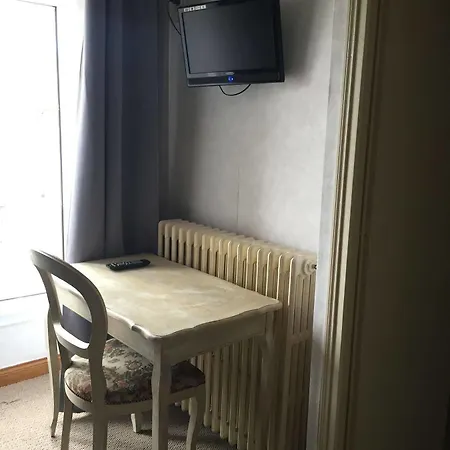 Hotel Central Chaunay