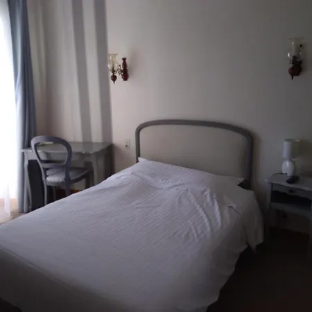 オテル セントラル 3*