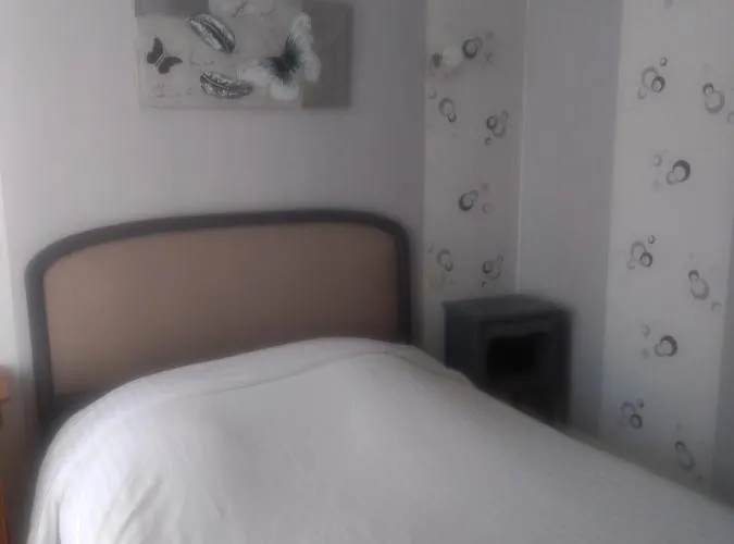 Hotel Central Chaunay